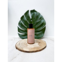 Liquid gold sparkle oil